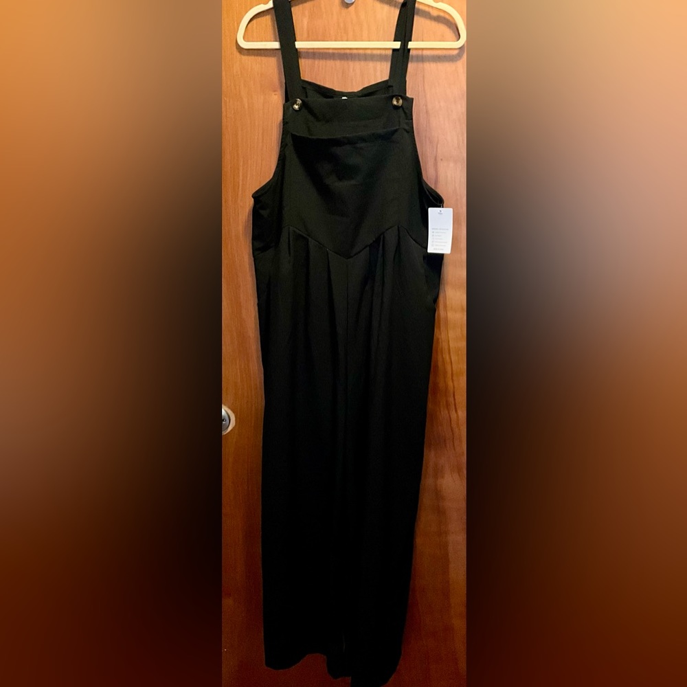 By Floral Blooming Size XXL Pleated V-Waist, Wide Leg Romper W/2-Button Straps